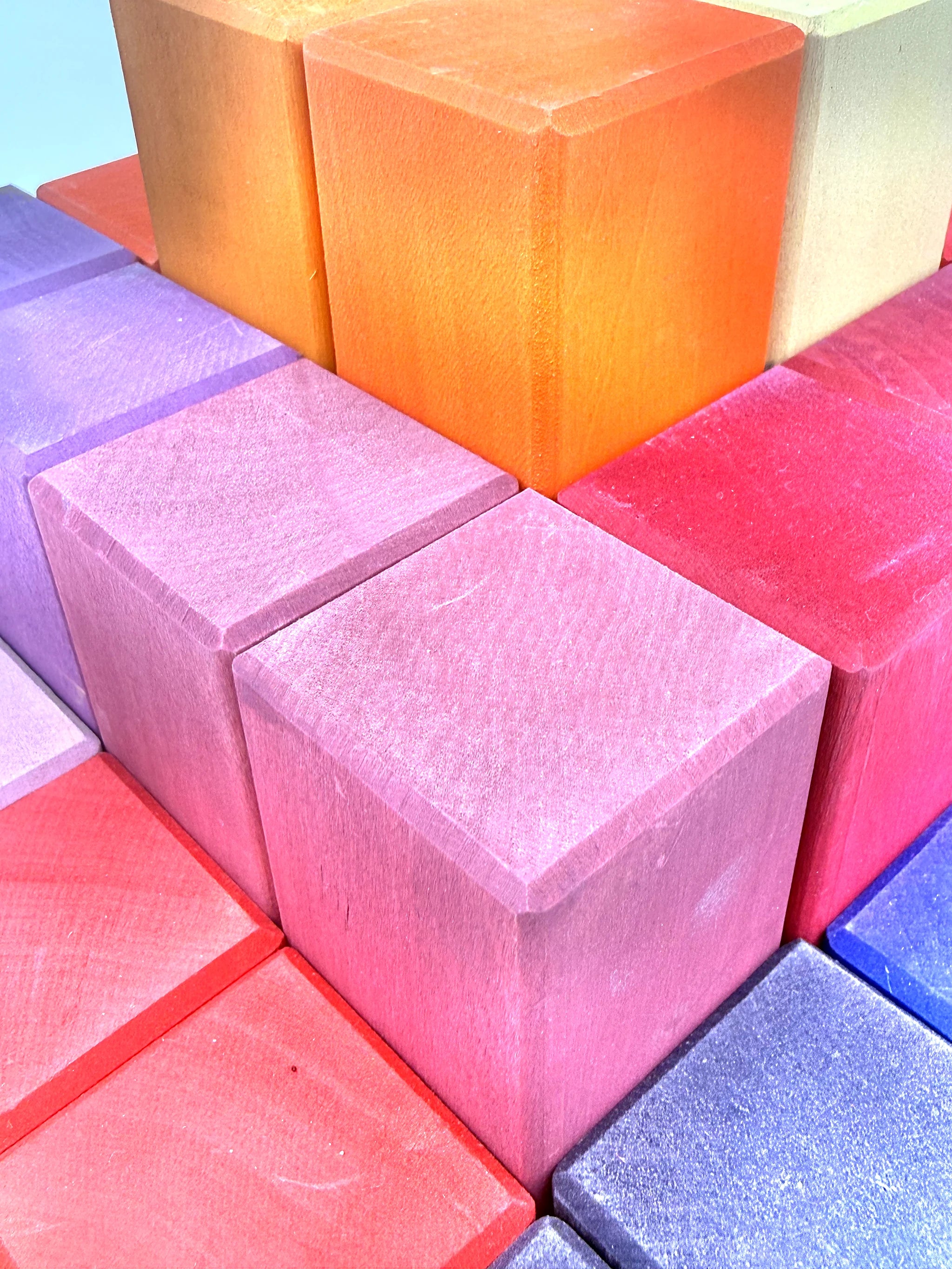 100 Piece Rainbow Pyramid